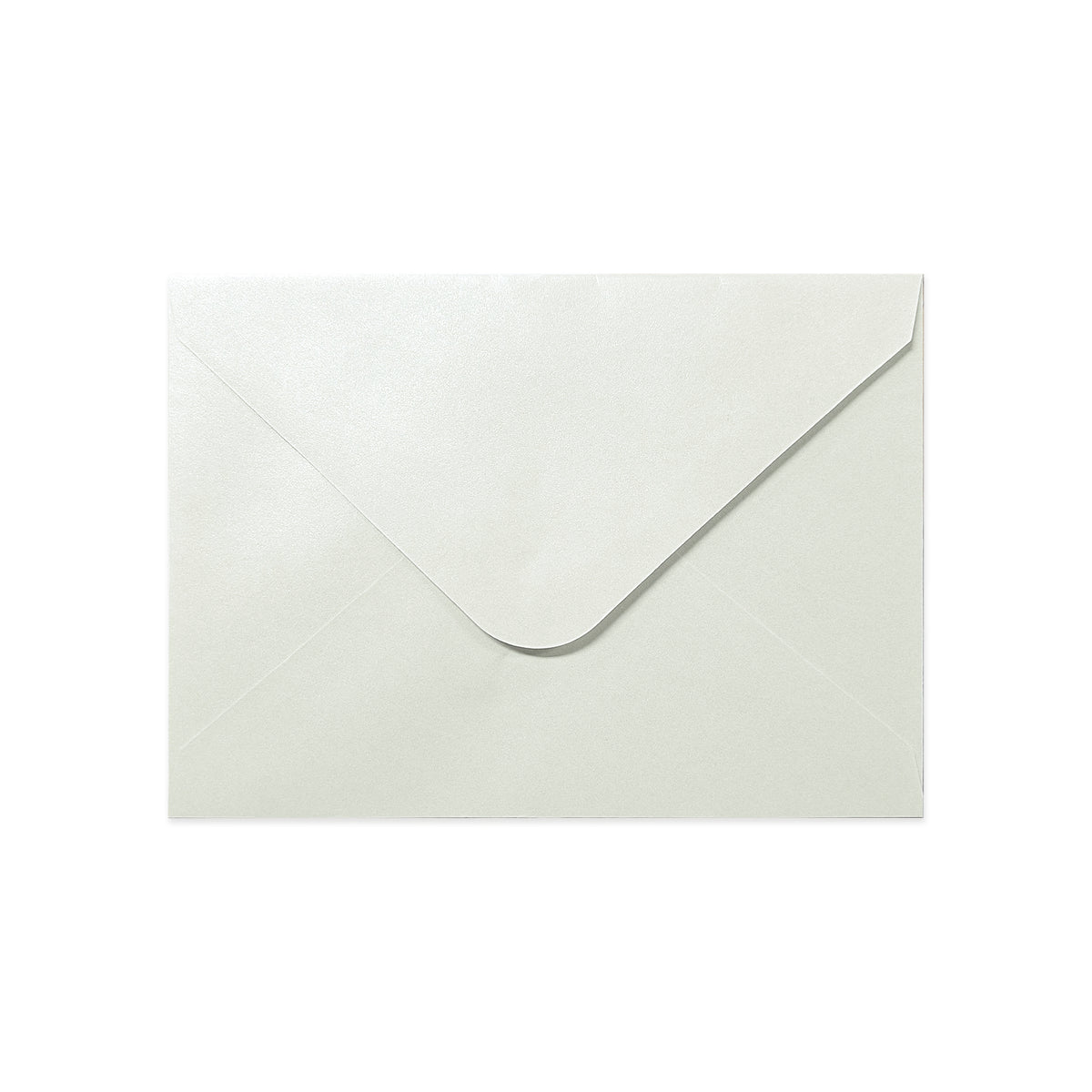 Ostronfärgat kuvert - Diamantklaff 114x162 mm (C6)