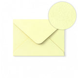 Elfenbensfärgat Kuvert med Hamrad Yta 133x184 mm