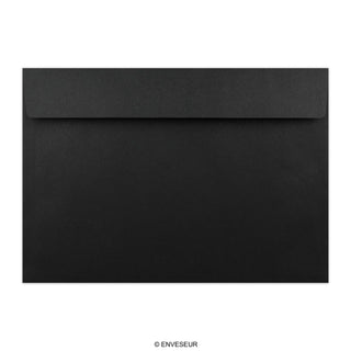 229x324 mm Svart kuvert