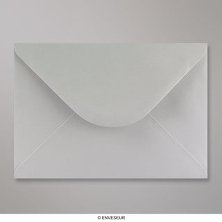 Ljusgrått kuvert 162x229 mm (C5)