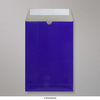 Blå kartongkuvert 235x162 mm