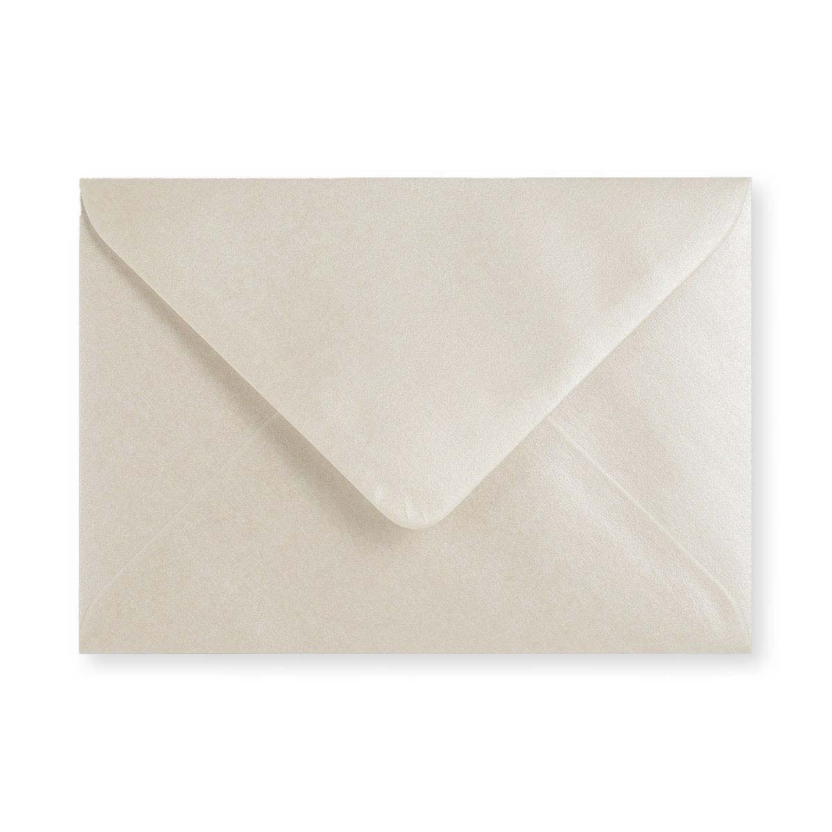 Ostronfärgat kuvert - Diamantklaff 114x162 mm (C6)
