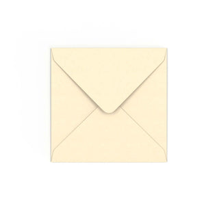 Kuvert i magnoliafärg 130x130 mm