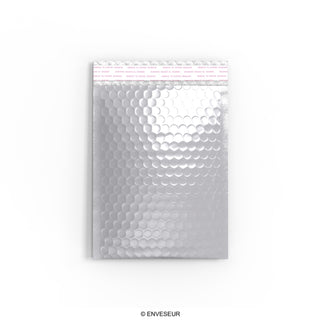 Glansig metallisk bubbelpåsa