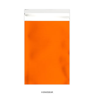 Färgade mattfolierade påsar