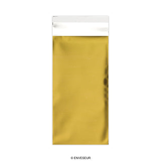 Färgade mattfolierade påsar