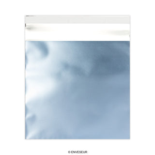 Färgade mattfolierade påsar