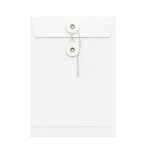 Färgade kuvert med snör- och skivförslutning